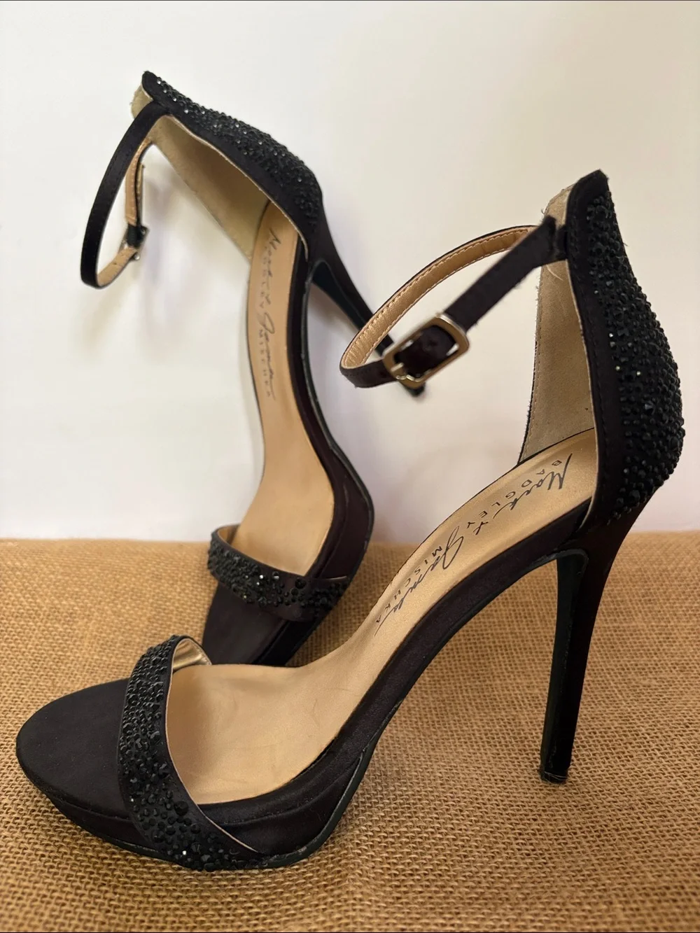 Badgley Mischka very sexy Black Crystal-Embellished Ankle-Strap Stilettos Size 6